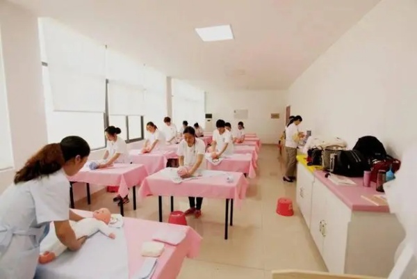 免费月嫂培训是真的吗？小心这些套路！(图2)