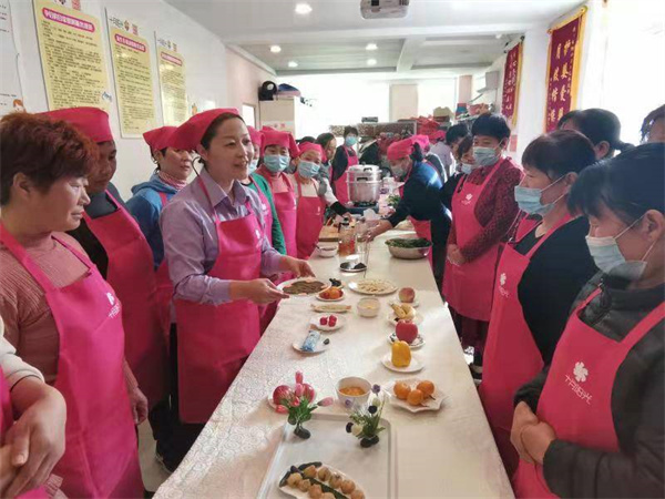 如何快速找到正规、专业的育婴师培训(图1) 如何快速找到正规、专业的育婴师培训(图1)